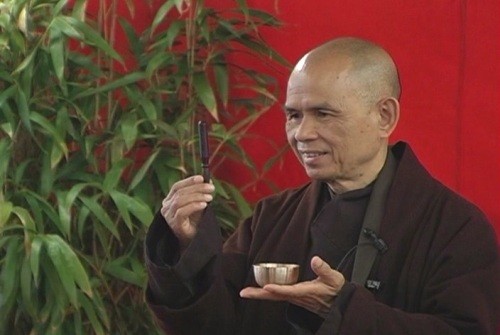 Thiền sư Thích Nhất Hạnh vừa qua giai đoạn nguy kịch