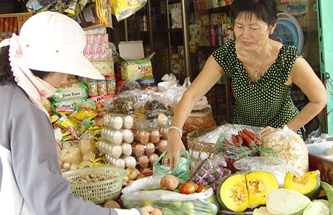Áp thuế thu nhập cá nhân mới: Nghèo còn mắc eo!
