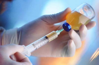 Bình Phước: 10 trẻ nhập viện sau tiêm vaccine… vì sợ