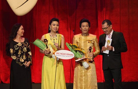 Gala Mai Vàng 20 chào xuân phục vụ công nhân