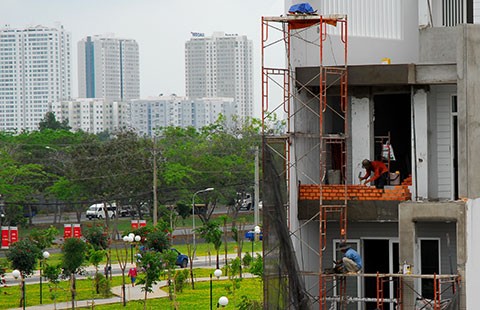 Thị trường bất động sản có phất ảo?