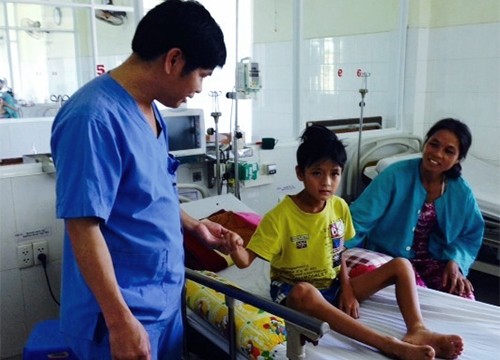 Cứu bệnh nhi bị viêm não