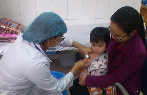 ‘Cháy’ vaccine dịch vụ