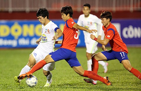 Giải bóng đá U-21 quốc tế Báo Thanh Niên: Khoan không thủng!