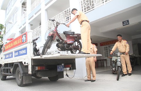 Đà Nẵng đề xuất tiêu hủy ‘xe mù’