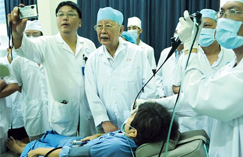 Đã nghe đã thấy: Không chỉ bằng tiền có ĐH Y, không chỉ với tiền ra bằng BS