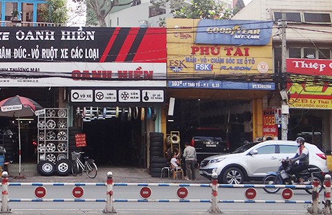 Cả trăm căn nhà chục tỉ chờ sập giữa trung tâm Sài Gòn