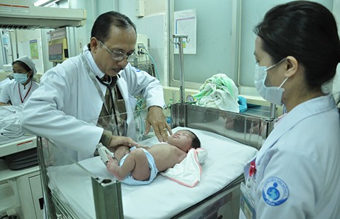 Từ vụ nữ sinh bị cắt cụt chân: Vì sao không chuyển viện?