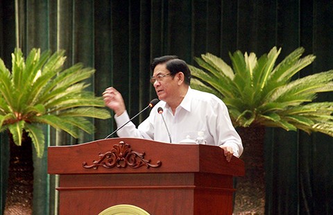 Xin hủy giấy đỏ, kiện dân sự hay hành chính?