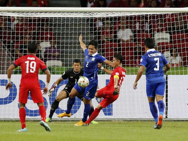 Ông Riedl và Kiatisak không tin vào lịch sử