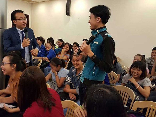 Giới trẻ sống ảo và những hậu họa khó lường