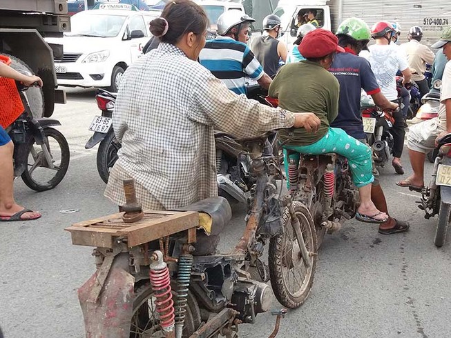 ‘Đứng tim khi gặp phải xe cũ nát!’