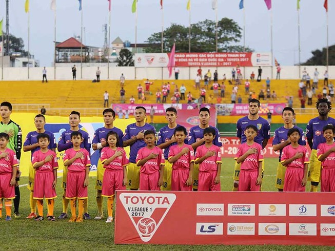 ‘Thượng đế’ quay lưng