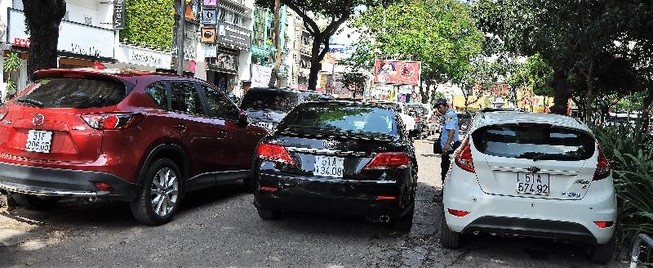 Thí điểm tìm chỗ giữ xe qua ĐT thông minh