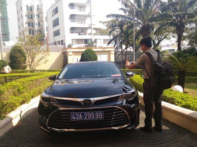 Chất vấn về xe bí thư, nhà chủ tịch Đà Nẵng