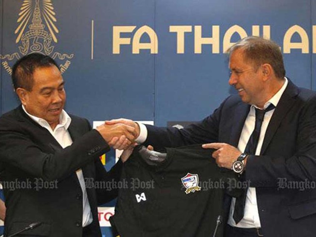 Thái Lan và giấc mơ World Cup 2022 cùng HLV Rajevac