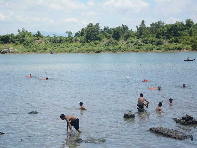 4 học trò lớp 6 mất tích, tìm thấy 3 thi thể