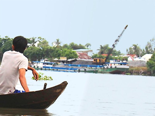 Dân yêu cầu ngưng dự án nạo vét tại Cù Lao Giêng