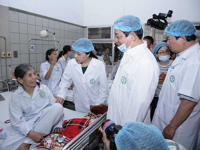 Hé lộ nguyên nhân vụ chạy thận 8 người chết