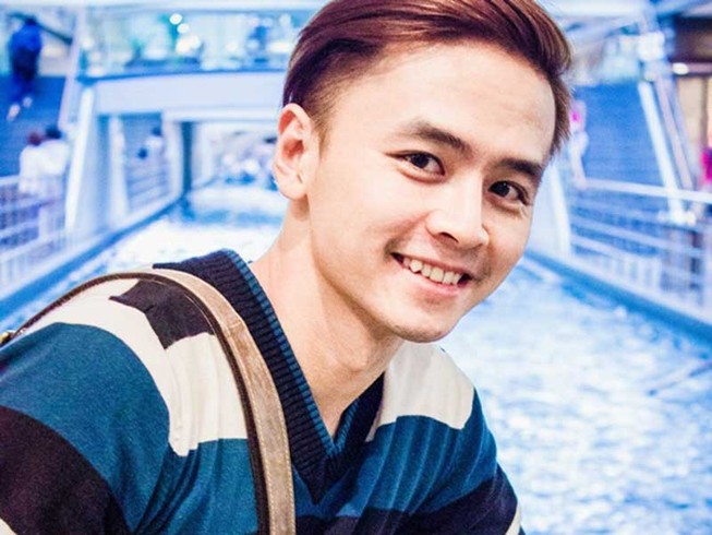 Văn Anh biểu diễn điệu nhảy Michael Jackson