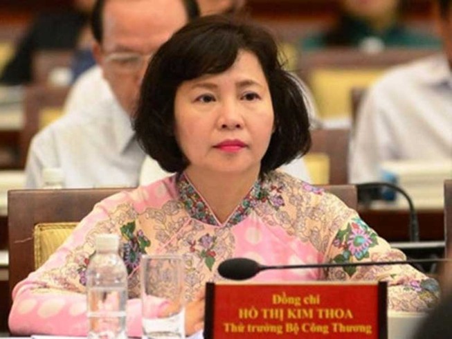Làm thủ tục kiểm điểm Thứ trưởng Kim Thoa