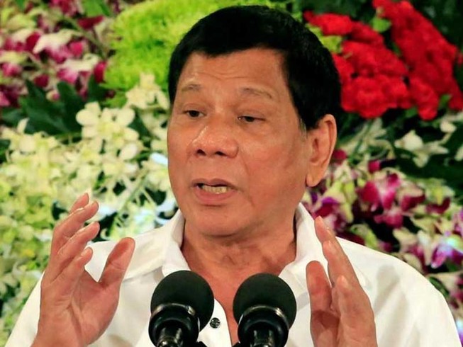 Ông Duterte muốn thiết quân luật hết năm đánh IS