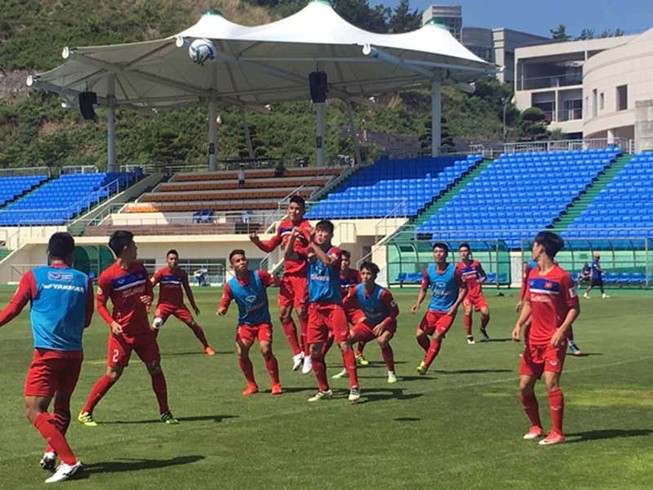 U-22 Việt Nam ná thở ở Hàn Quốc