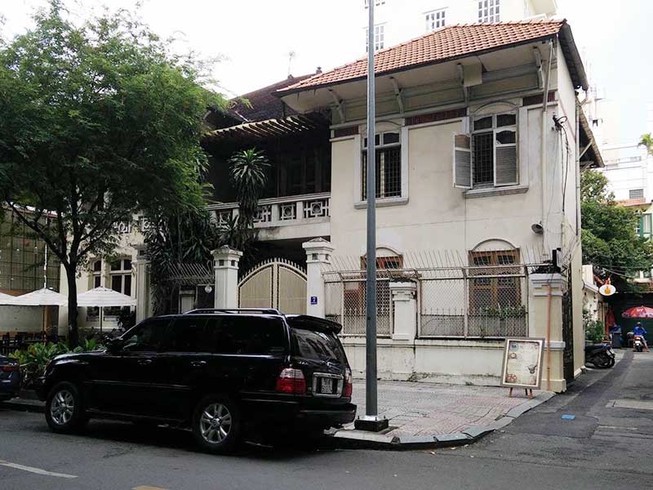 Hơn một năm chưa được giao nhà trúng đấu giá