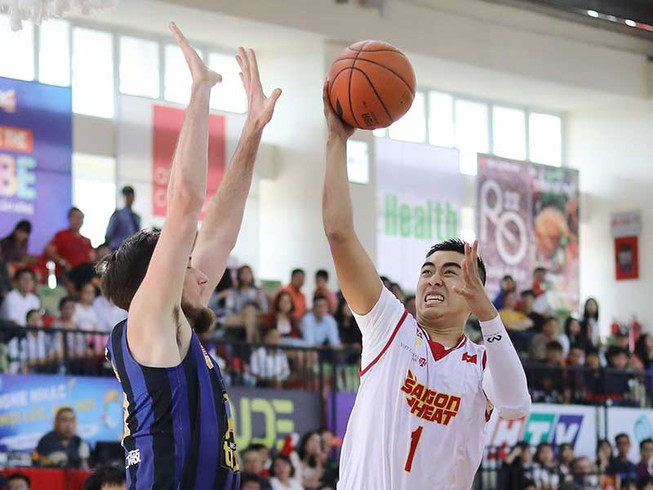 Bóng rổ VN đã qua thời VĐV bỏ tiền túi đi SEA Games