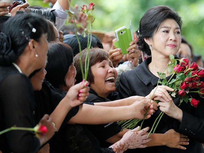 Phe ủng hộ bà Yingluck bị tố lạm dụng công quỹ