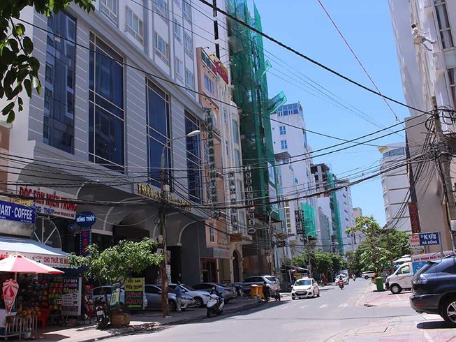 Đà Nẵng: Khách sạn bùng nổ, hạ tầng đuối sức