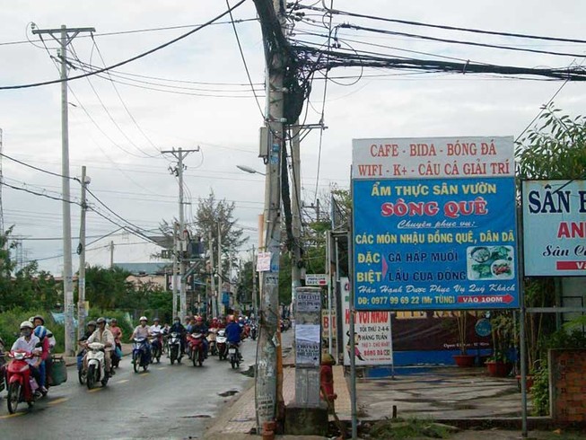 Phản hồi: Trụ điện bị nghiêng đã được an toàn