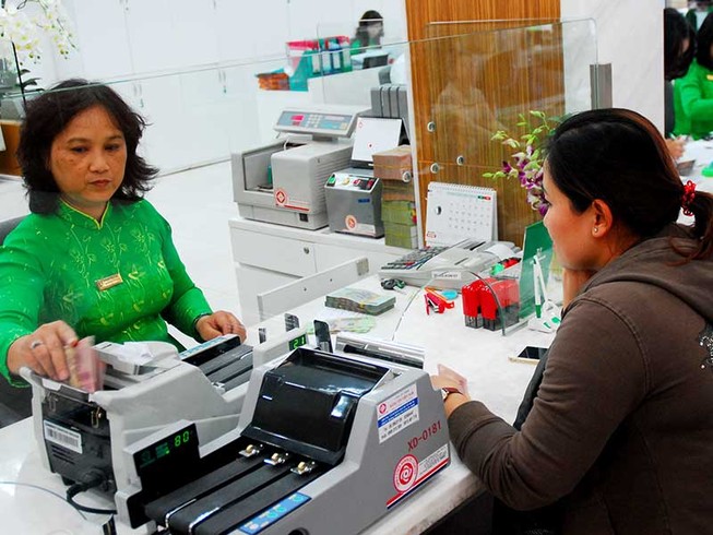 Đánh thuế nặng người vay tiền nhiều