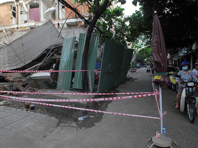 Gây sập nhà hàng xóm phải bồi thường ra sao?