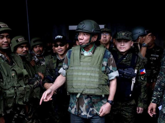 Ông Duterte có thể thiết quân luật toàn Philippines