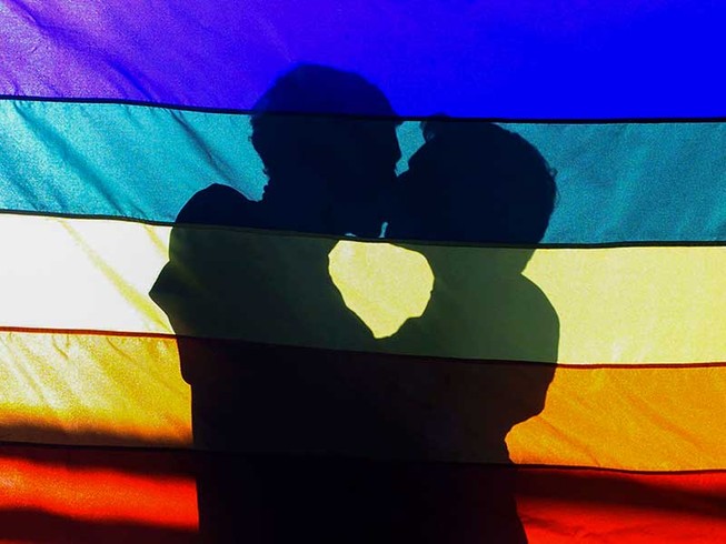 Cảnh sát Mỹ và bài toán hóc búa về LGBTI