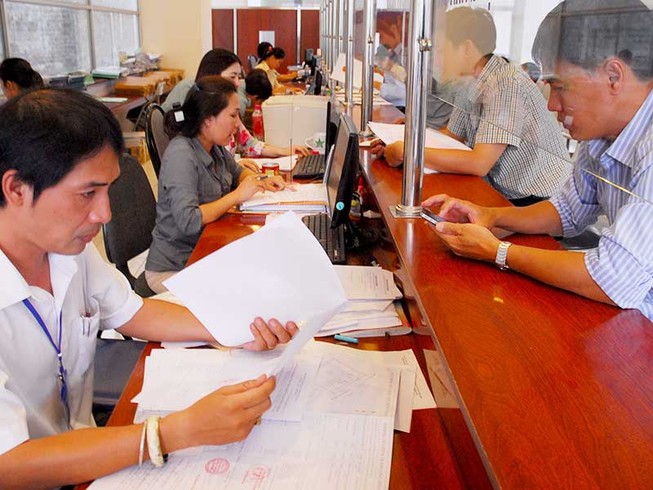 Đảng viên, cán bộ và dân bức xúc vì bộ máy cồng kềnh