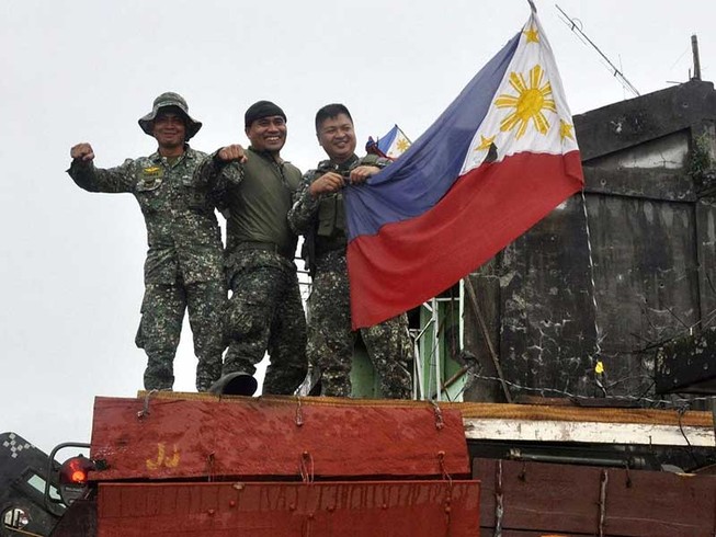 Philippines tuyên bố xóa sổ IS ở Marawi