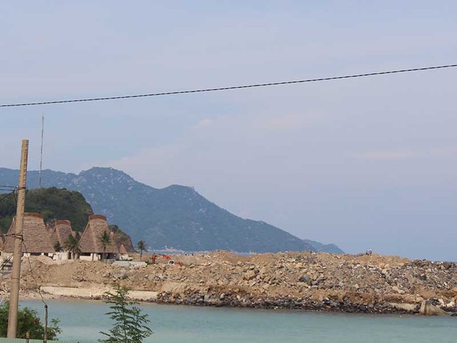 Lấn vịnh Nha Trang: Chậm khắc phục