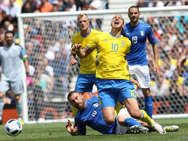 Tranh vé vớt World Cup2018: Tuyển Ý bị chỉ trích dữ dội