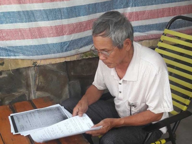 Đâm chết người vẫn được tạm đình chỉ điều tra