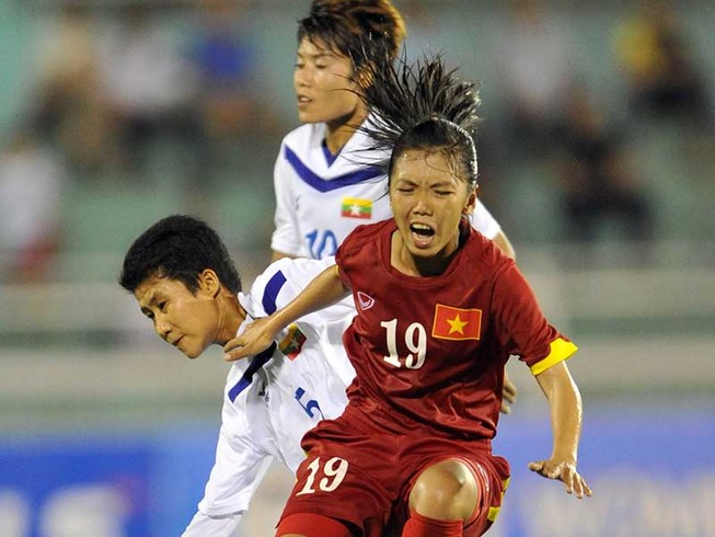 Huỳnh Như được AFC gọi tên
