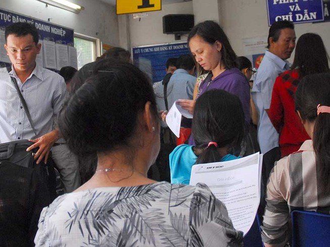 Năm 2018: Siết chi tiêu, cắt giảm 50% giấy phép con