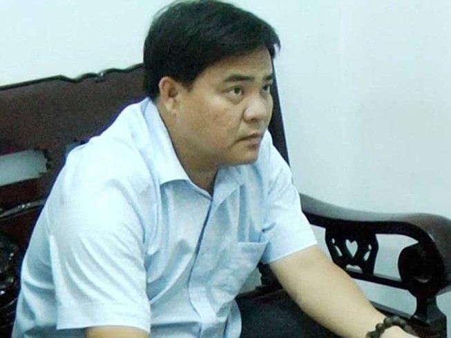 Khởi tố nguyên phó QLTT Sóc Trăng tội lạm dụng chức vụ