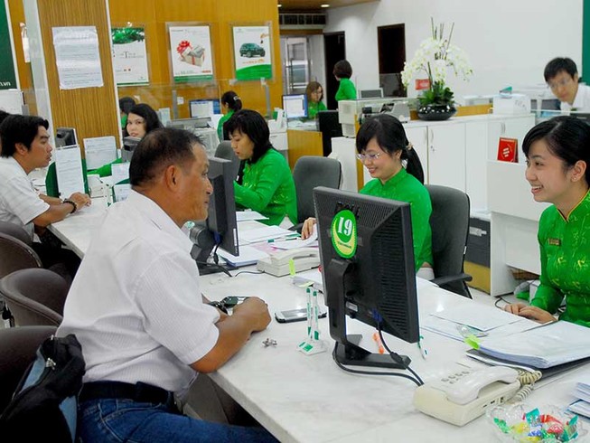 Ngân hàng đồng loạt giảm lãi suất
