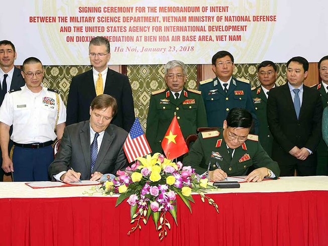 Việt Nam, Hoa Kỳ ký bản ghi nhận về xử lý dioxin