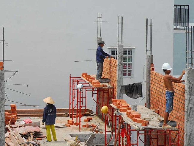 Bàn cách thoát ‘mê hồn trận’ thủ tục xây dựng