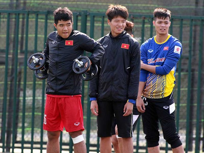 Khi chủ tịch FIFA làm người hâm mộ... loạn nhịp