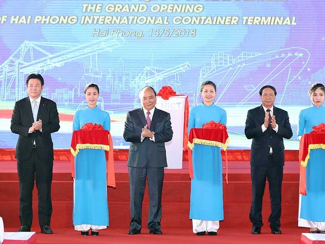 Thủ tướng dự khai trương cảng container quốc tế Hải Phòng