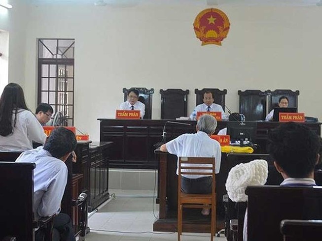 Thẩm phán vụ Nguyễn Khắc Thủy: ‘Tôi trong sạch’